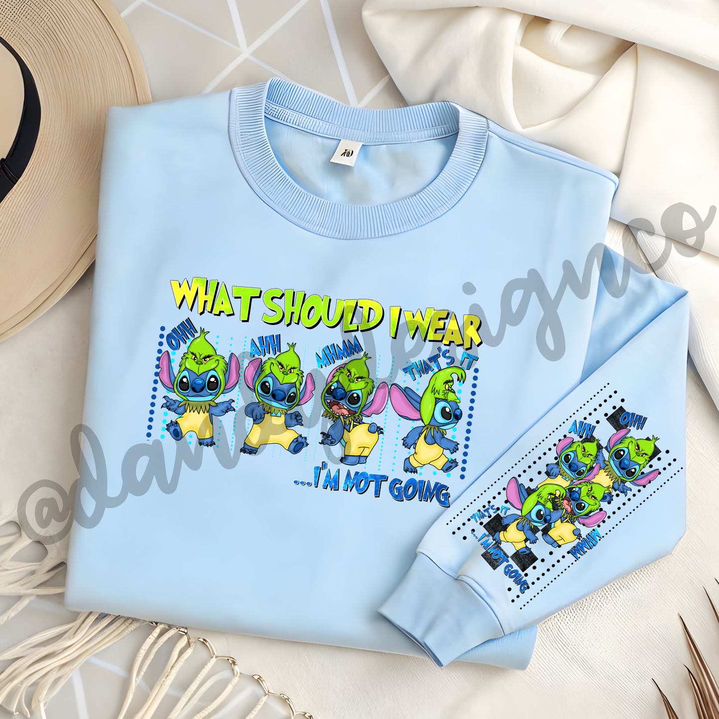 Blue Alien Green Guy - Sweatshirt