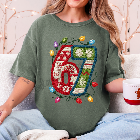 67 Christmas Light Yarn - Short Sleeve