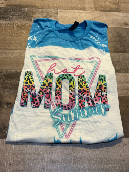 L - Hot Mom Summer