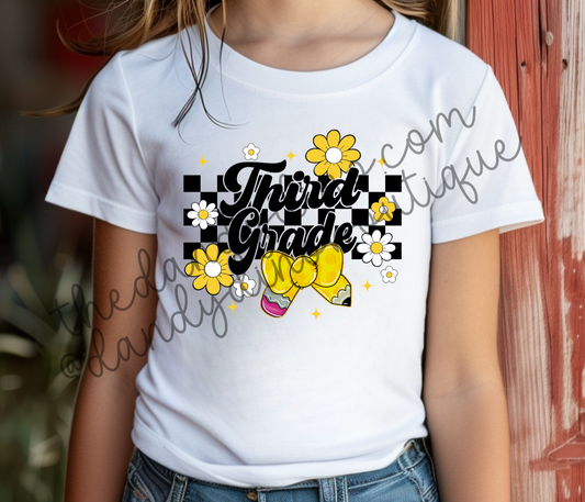 Checkered Daisy Grade Level Short Sleeve